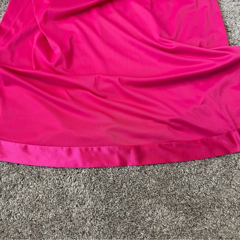 Vanity Fair Vintage Bright Pink Sleeveless Satin Nightgown Medium Floral Lace